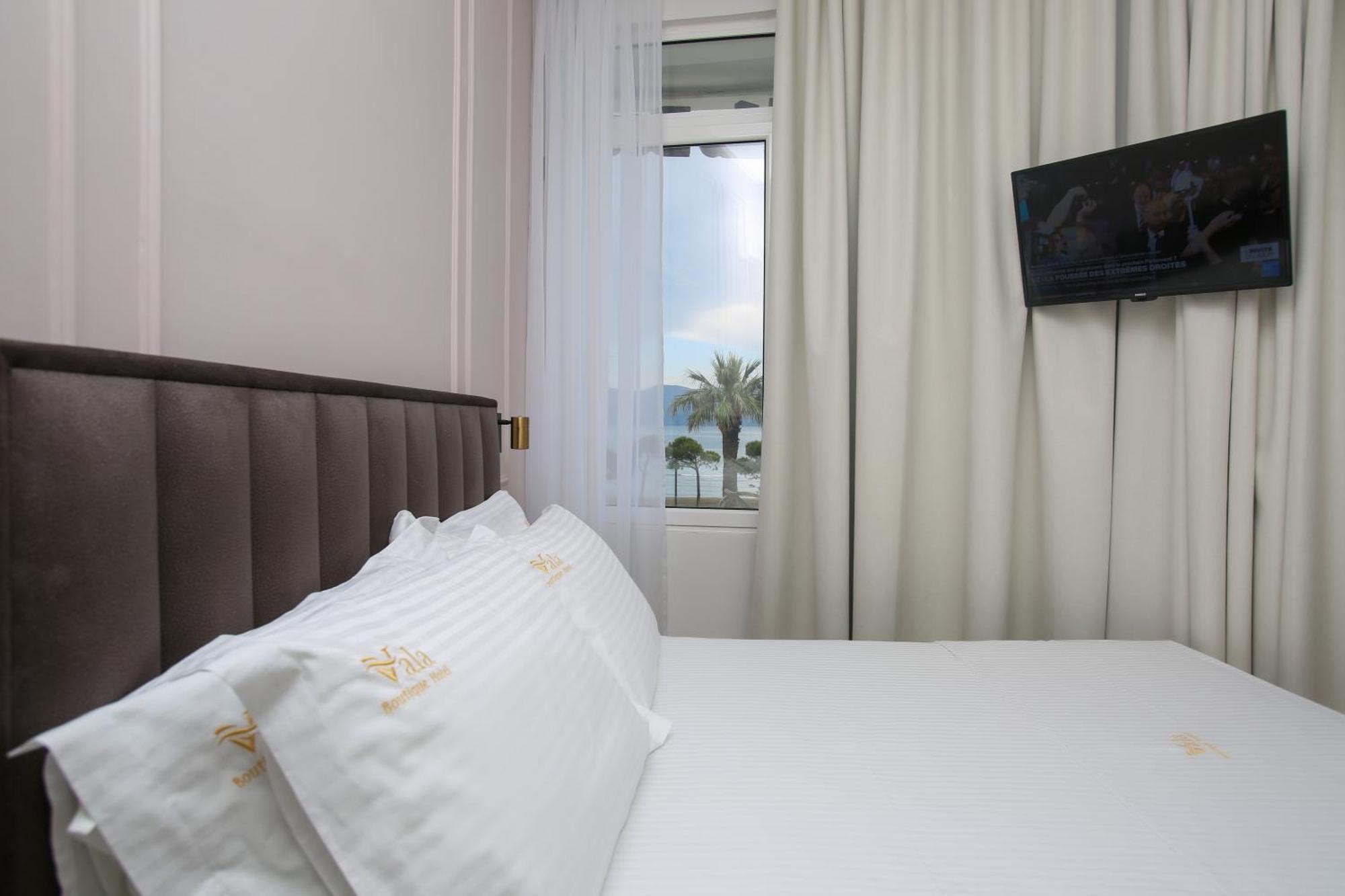 Vala Boutique Hotel Vlorë エクステリア 写真