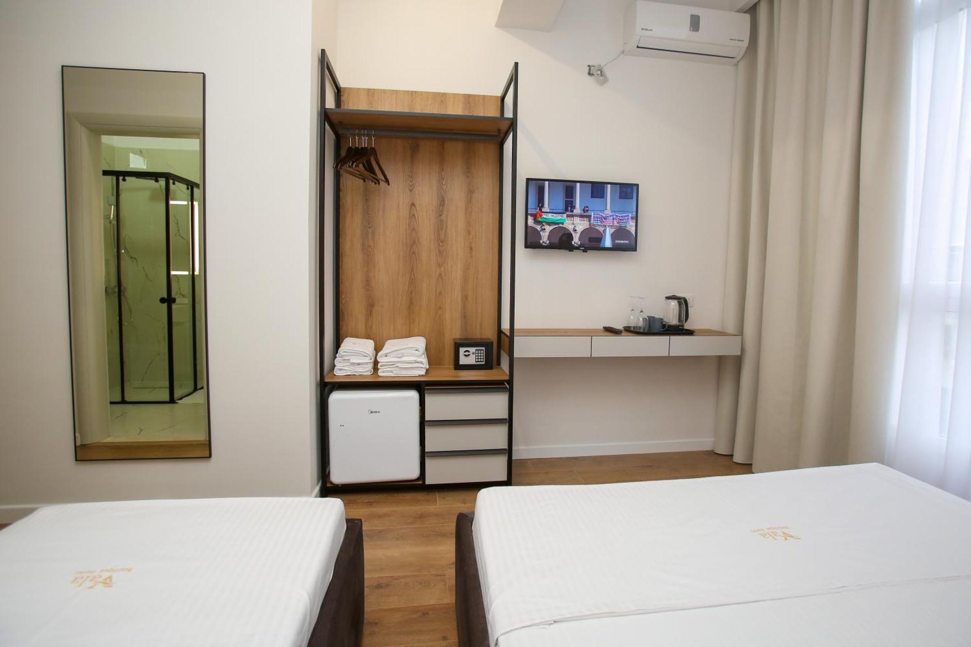 Vala Boutique Hotel Vlorë エクステリア 写真
